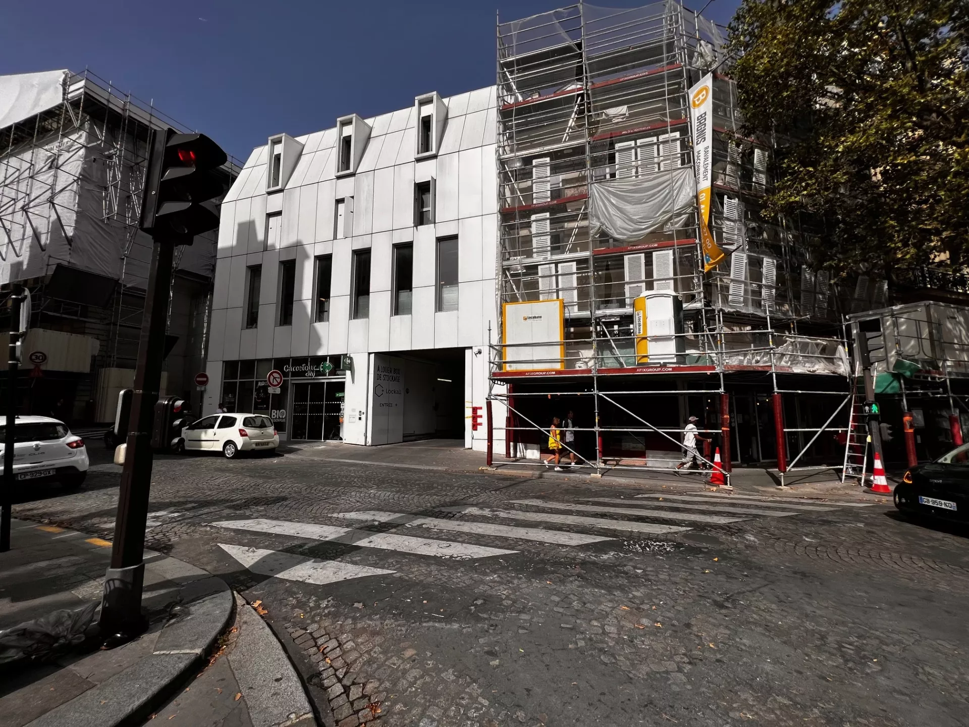 Lockall Beaujon entrée extérieure — BYSENS Agencement